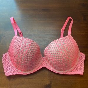 VICTORIOUS Secret Very Sexy Lightly Lined Plunge Bra Size 38c
